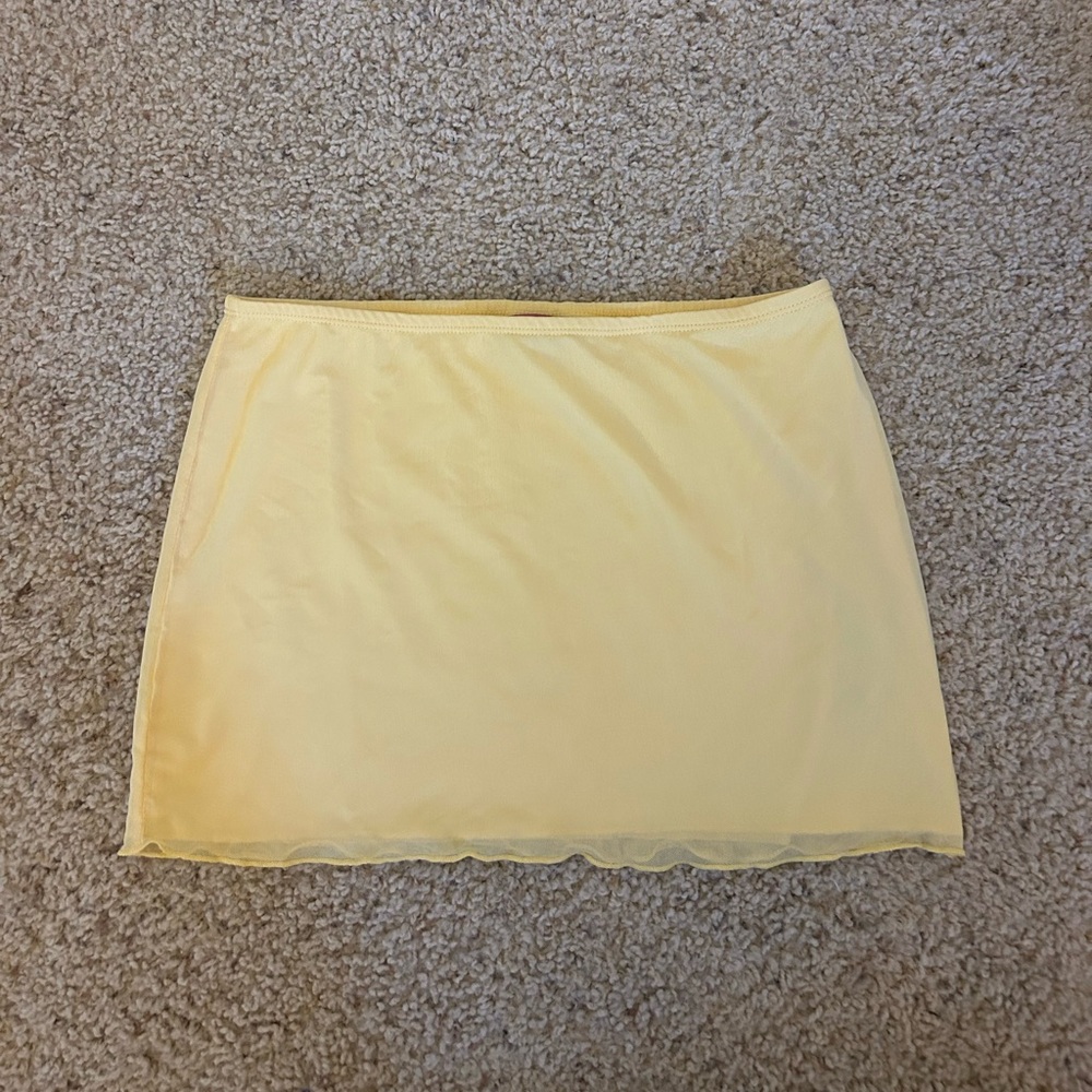 Yellow mini skirt
